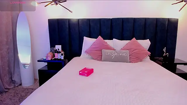 susyy7 online show from January 12, 2026, 3:35 am