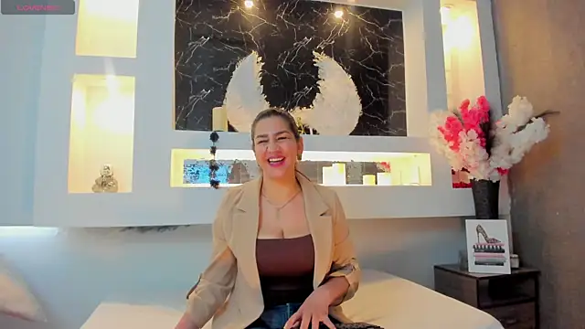 Cinthya mjs online show from October 4, 2025, 12:28 pm