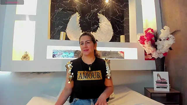 Cinthya mjs online show from October 18, 2025, 12:29 pm