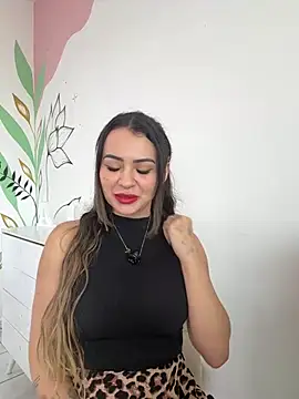Snapshot of carol_amorim chatting on May 21, 2026, 5:10 pm carol amorim online show from May 21, 2026, 5:10 pm