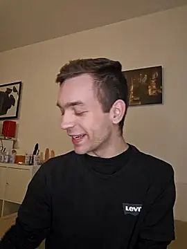 Snapshot of nickdtr chatting on January 6, 2026, 7:18 pm nickdtr online show from January 6, 2026, 7:18 pm