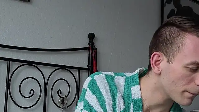 Snapshot of nickdtr chatting on February 17, 2026, 3:09 pm nickdtr online show from February 17, 2026, 3:09 pm