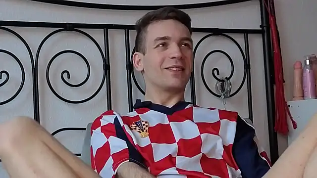 Snapshot of nickdtr chatting on February 12, 2026, 3:34 pm nickdtr online show from February 12, 2026, 3:34 pm