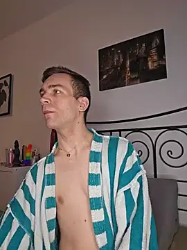 Snapshot of nickdtr chatting on February 26, 2026, 7:03 pm nickdtr online show from February 26, 2026, 7:03 pm