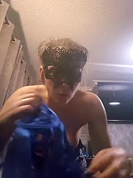 NEcouple87 online show from January 17, 2026, 1:31 am