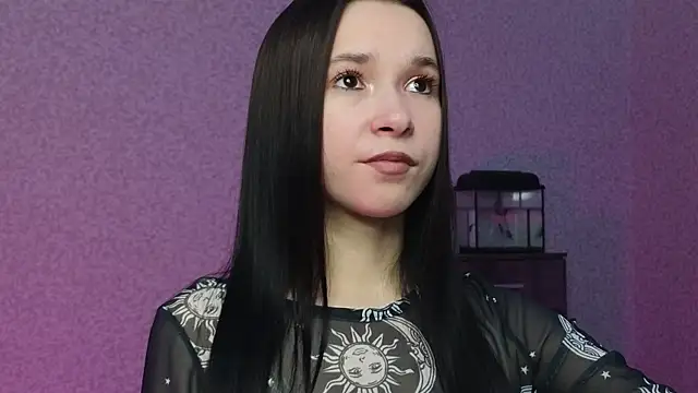 LilithStrangfor online show from April 21, 2026, 10:38 pm