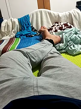 beautiful hands  online show from December 19, 2025, 3:43 am