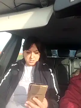 Snapshot of larylary6969 chatting on December 18, 2025, 10:19 am larylary6969 online show from December 18, 2025, 10:19 am