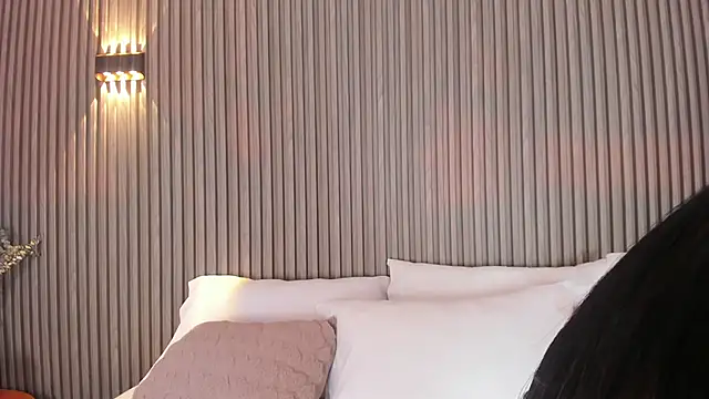 CaitlynCouper online show from March 4, 2026, 11:40 am