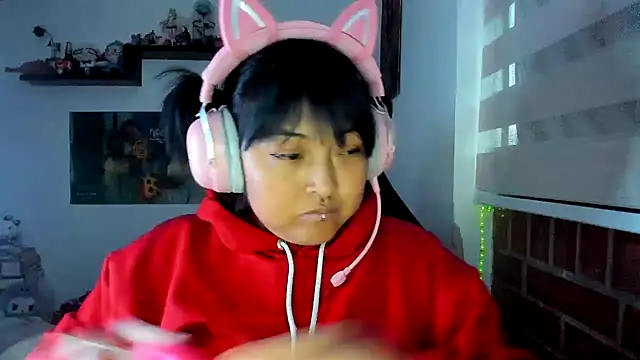 Shaddycute  online show from March 12, 2026, 10:58 pm