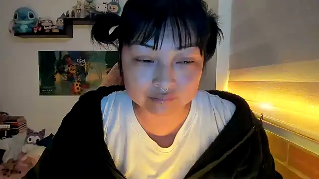 Shaddycute  online show from February 12, 2026, 7:46 pm