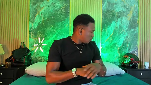 Snapshot of Troykhalil chatting on September 19, 2025, 11:20 pm Troykhalil online show from September 19, 2025, 11:20 pm