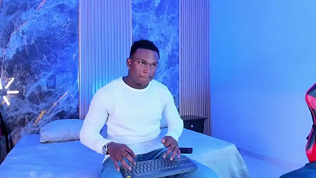 Snapshot of Troykhalil chatting on October 1, 2025, 9:18 pm Troykhalil online show from October 1, 2025, 9:18 pm