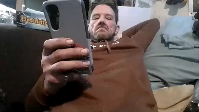 gettinit2wice online show from December 1, 2025, 3:40 am