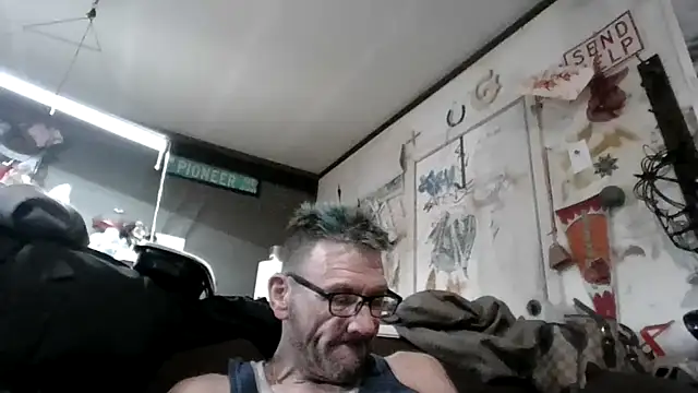 gettinit2wice online show from October 18, 2025, 8:05 am