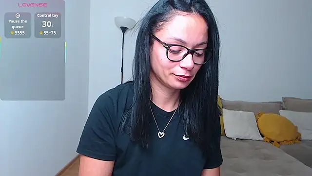 Snapshot of BabySerene chatting on October 24, 2025, 5:28 am BabySerene online show from October 24, 2025, 5:28 am