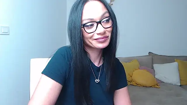 Snapshot of BabySerene chatting on March 7, 2025, 1:20 am BabySerene online show from March 7, 2025, 1:20 am