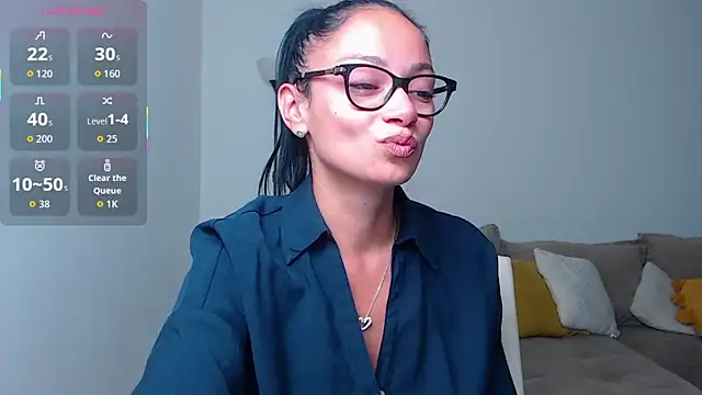 Snapshot of BabySerene chatting on October 2, 2025, 12:58 am BabySerene online show from October 2, 2025, 12:58 am