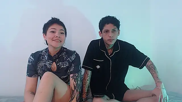 Sebas And Mila online show from September 17, 2025, 4:31 pm