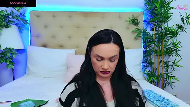 DaliyaArabian online show from March 12, 2026, 1:04 pm