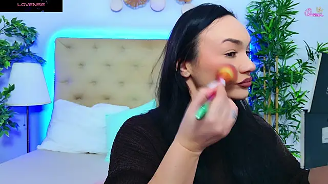 Snapshot of DaliyaArabian chatting on January 16, 2026, 1:15 pm DaliyaArabian online show from January 16, 2026, 1:15 pm