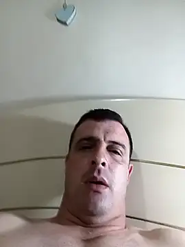 Snapshot of Hardyboy_new chatting on November 9, 2025, 6:34 pm Hardyboy new online show from November 9, 2025, 6:34 pm