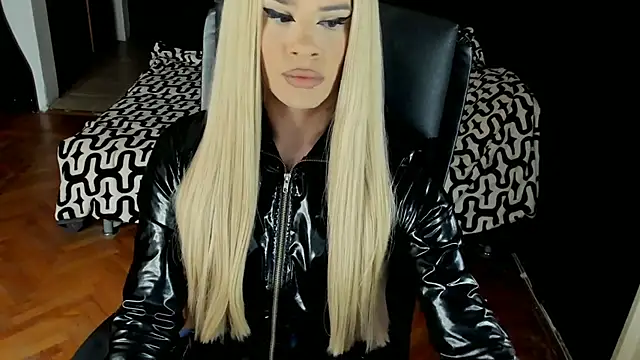 EvelynLexy online show from September 27, 2025, 7:14 am