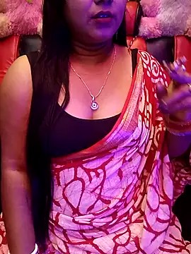 Snapshot of ella_mariya chatting on November 6, 2025, 2:32 pm ella mariya online show from November 6, 2025, 2:32 pm