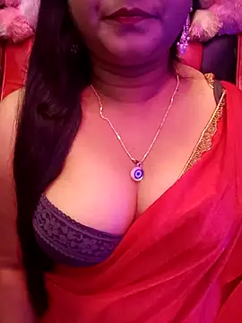 Snapshot of ella_mariya chatting on November 14, 2025, 6:33 pm ella mariya online show from November 14, 2025, 6:33 pm