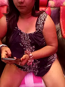 Snapshot of ella_mariya chatting on September 28, 2025, 11:34 pm ella mariya online show from September 28, 2025, 11:34 pm