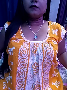 Snapshot of ella_mariya chatting on October 7, 2025, 9:43 am ella mariya online show from October 7, 2025, 9:43 am