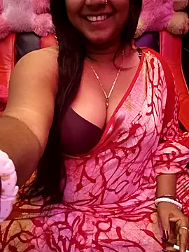 Snapshot of ella_mariya chatting on January 12, 2026, 2:02 pm ella mariya online show from January 12, 2026, 2:02 pm