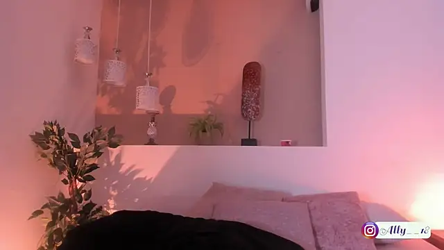 Snapshot of Ally_addams chatting on September 11, 2025, 10:21 pm Ally addams online show from September 11, 2025, 10:21 pm