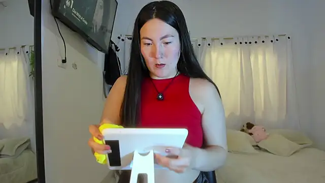 Snapshot of Elle_Lee_ chatting on October 6, 2025, 3:46 pm Elle Lee online show from October 6, 2025, 3:46 pm