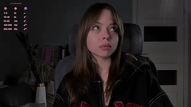 Snapshot of hype_meal_home chatting on October 26, 2025, 10:43 pm hype meal home online show from October 26, 2025, 10:43 pm