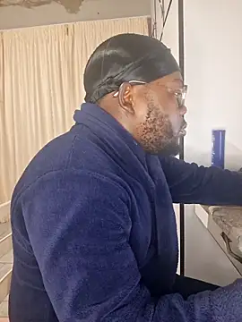 LaughRiotX online show from April 23, 2026, 12:17 am