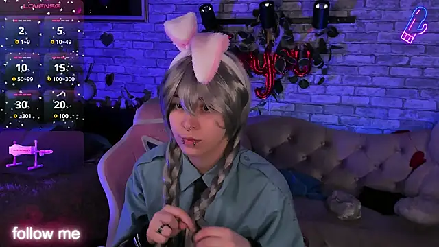 Alex Howell online show from March 13, 2025, 8:43 pm