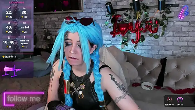 Alex Howell online show from February 13, 2025, 2:23 am