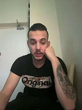 Snapshot of Alexandrupgixx chatting on December 30, 2024, 7:15 am Alexandrupgixx online show from December 30, 2024, 7:15 am