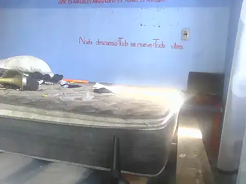 Snapshot of oaxacaSex chatting on June 21, 2026, 8:47 pm oaxacaSex online show from June 21, 2026, 8:47 pm