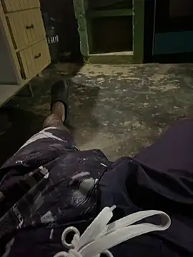 Sur1711 online show from November 21, 2025, 2:43 am