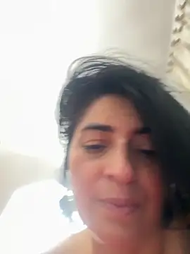 karenlennox1 online show from October 2, 2025, 10:13 pm