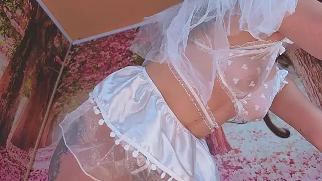 Snapshot of Wet_nympho chatting on February 13, 2026, 6:46 am Wet nympho online show from February 13, 2026, 6:46 am