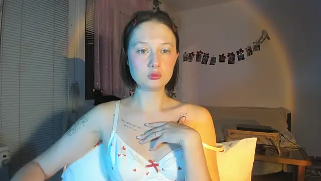 Snapshot of Jenny_darling_love chatting on December 5, 2025, 8:06 pm Jenny darling love online show from December 5, 2025, 8:06 pm