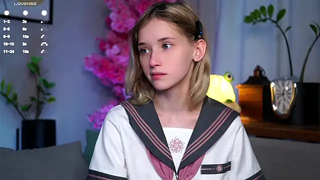 EdlinHargus online show from March 4, 2025, 2:27 am