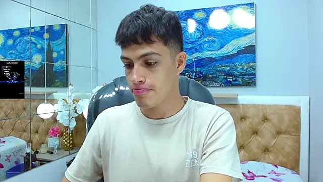 SkinnyBoy  online show from November 4, 2025, 12:20 pm