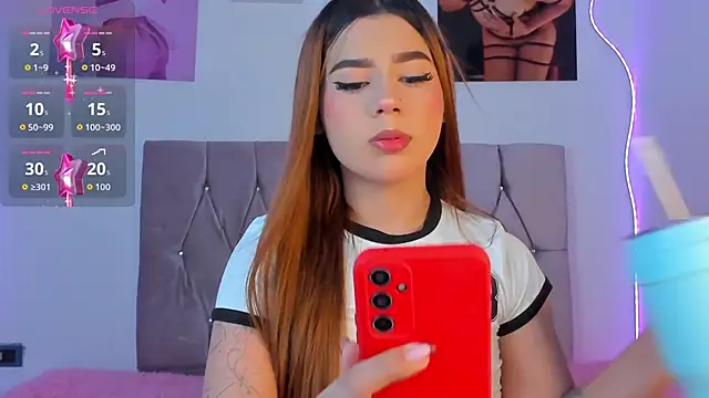 Snapshot of Ashley_piinkk_ chatting on November 28, 2025, 10:37 am Ashley piinkk online show from November 28, 2025, 10:37 am