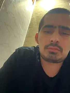 shivani0999 online show from January 6, 2026, 4:22 pm