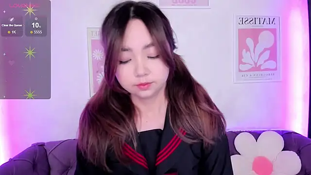 Fluffy Rose online show from March 10, 2025, 1:45 am