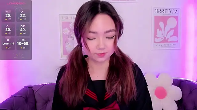 Fluffy Rose online show from March 4, 2025, 8:24 am